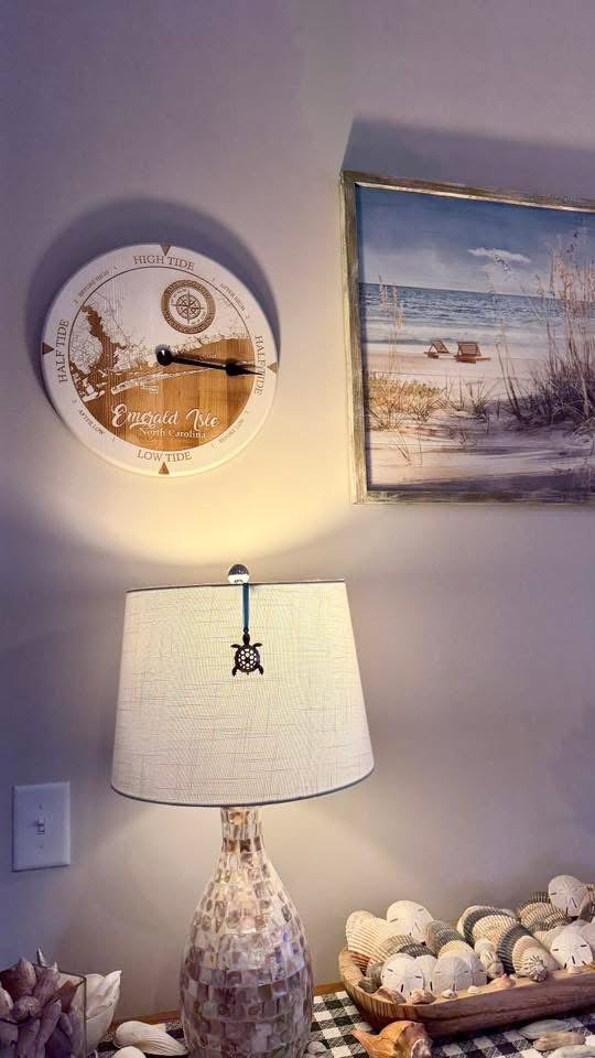Emerald Isle Tide Clock
